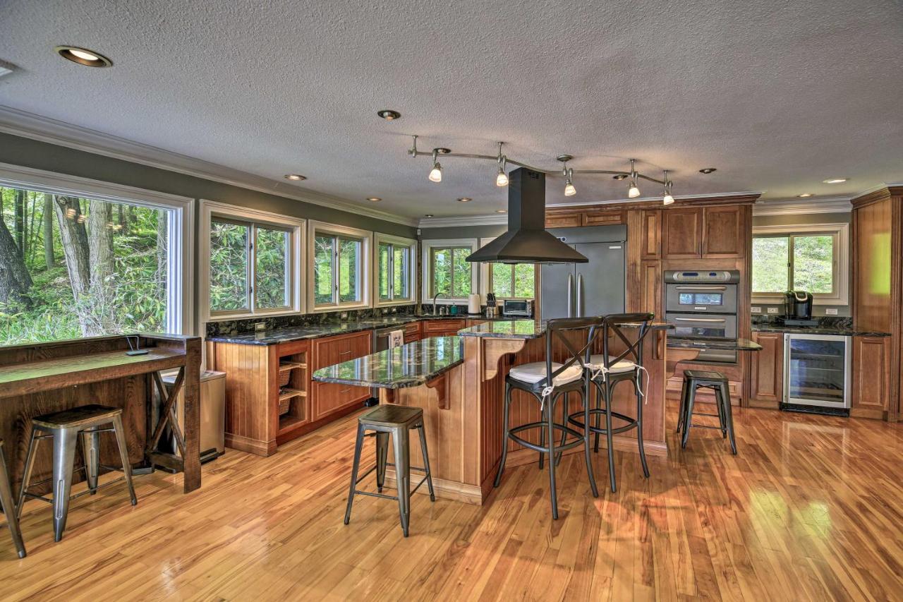 Inviting Family Abode With Dock On Norris Lake! Caryville Exterior photo